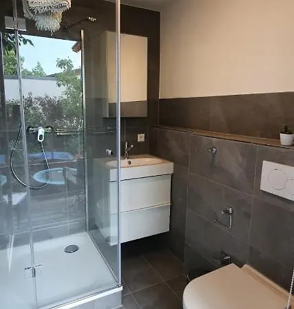 Sevis Outlet Apartament *